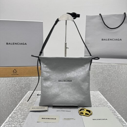 Balenciaga sac bandoulière souple gris argenté / noir