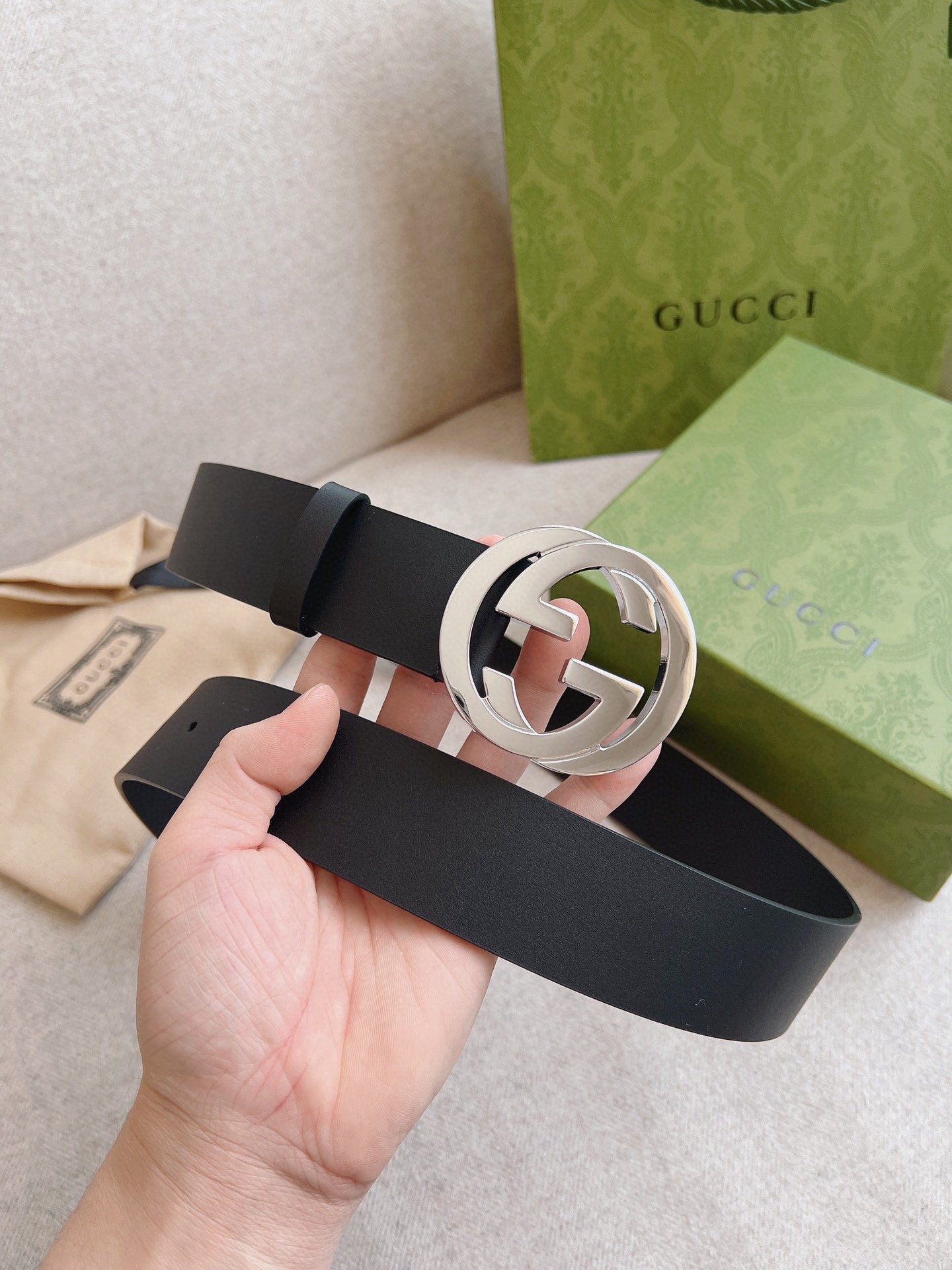 Gucci ceinture Interlocking G réversible – Image 5