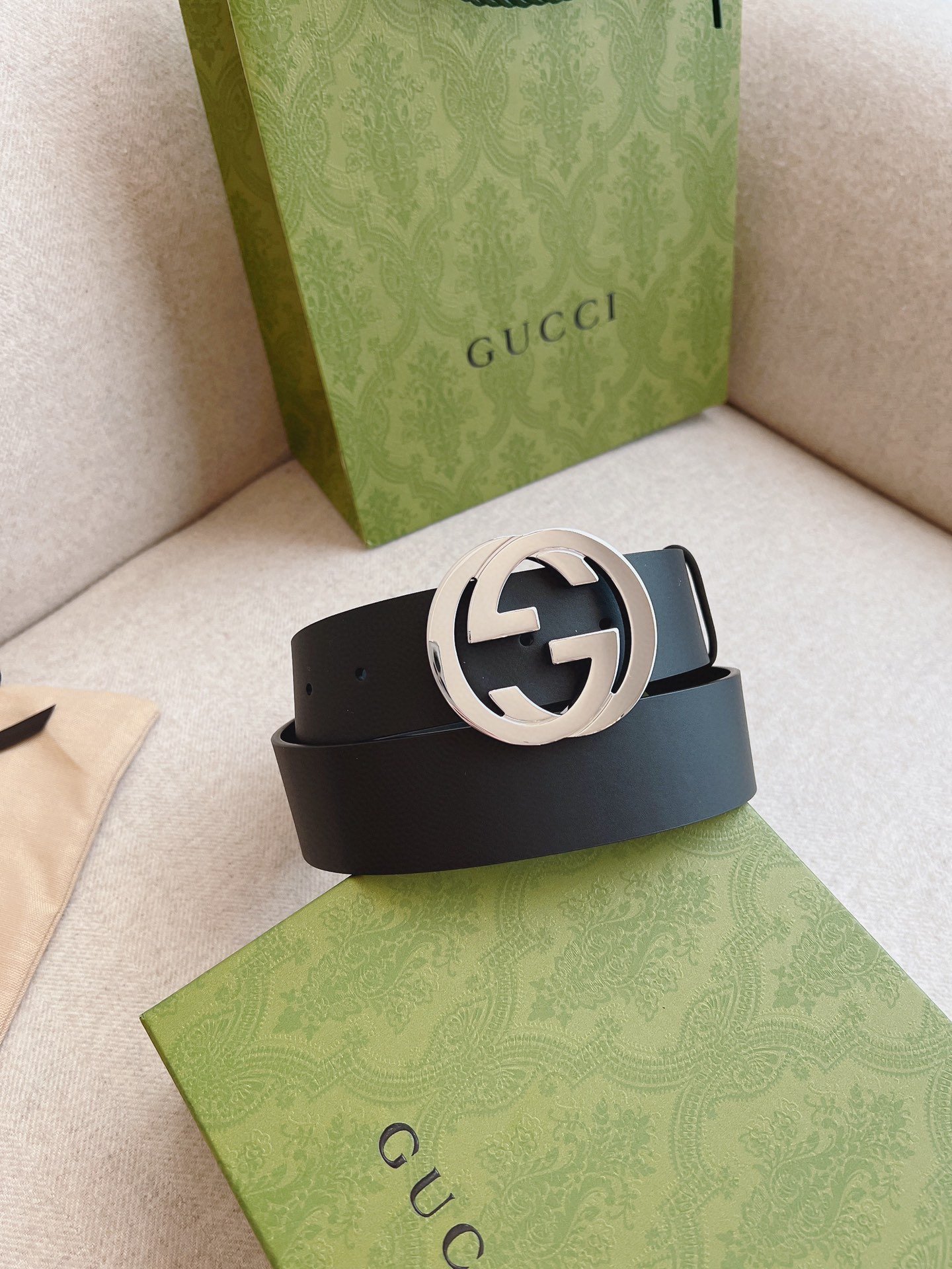 Gucci ceinture Interlocking G réversible – Image 8