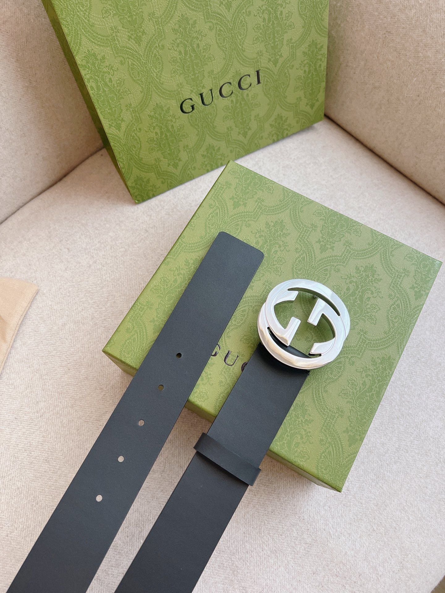 Gucci ceinture Interlocking G réversible – Image 9