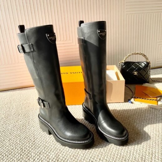 Louis Vuitton bottes hautes à brides noires