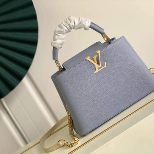 Louis Vuitton Capucines – bleu-gris clair