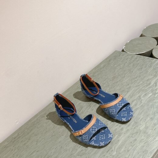 Louis Vuitton Sandales en denim bleu